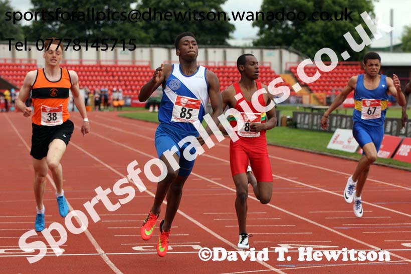 Senior boys 200 metres, English Schools Track and Field. Photo: David T. Hewitson/Sports for All Pics